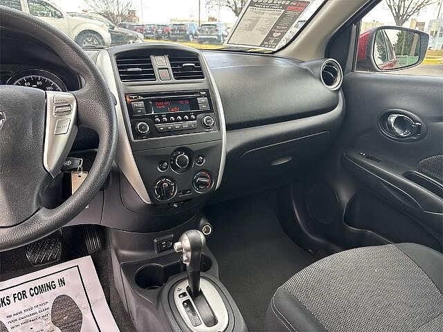 Nissan Versa