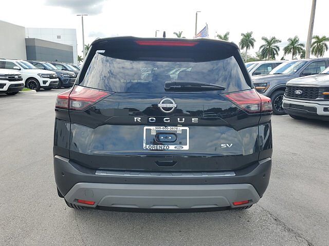 Nissan Rogue