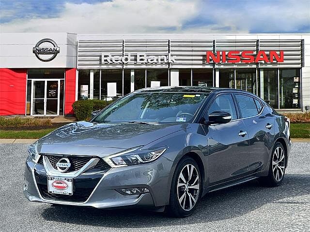 Nissan Maxima