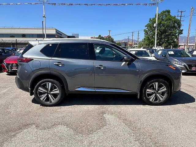 Nissan Rogue