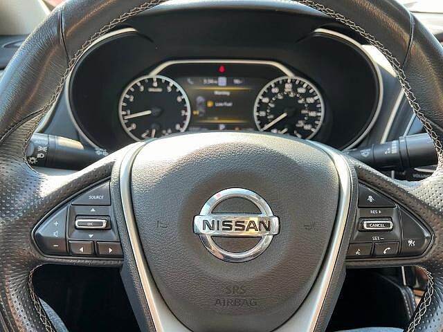 Nissan Maxima