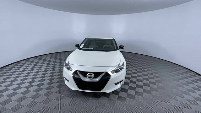 Nissan Maxima