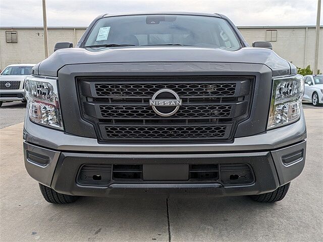 Nissan Titan