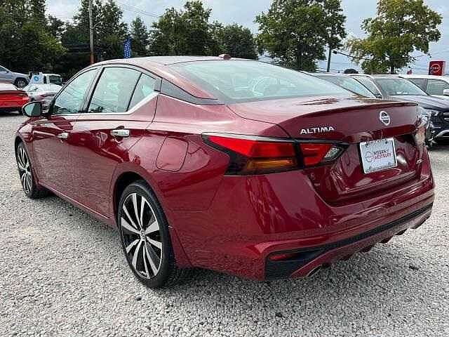 Nissan Altima