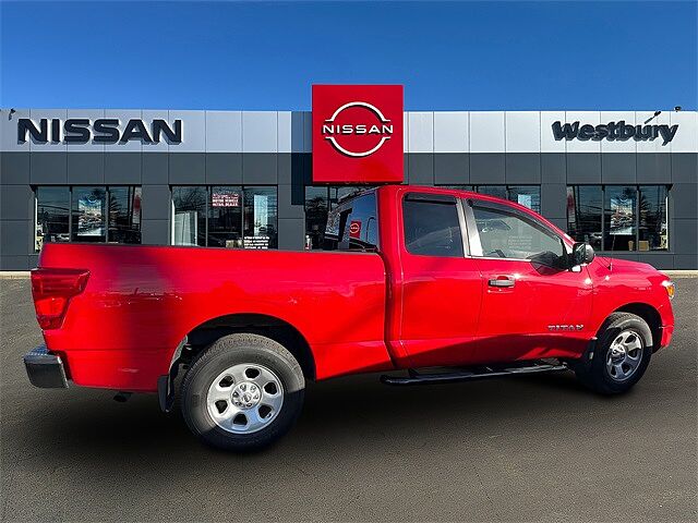 Nissan Titan