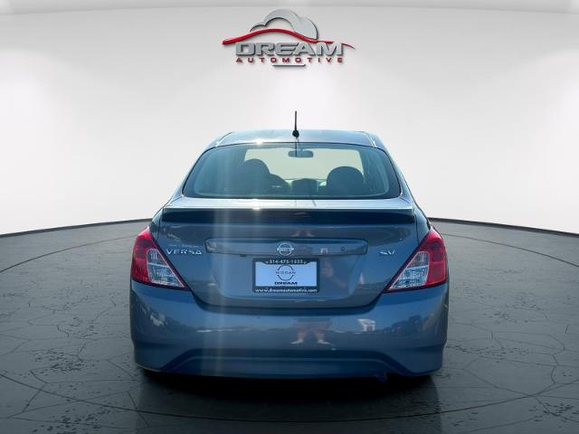 Nissan Versa