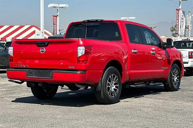 Nissan Titan