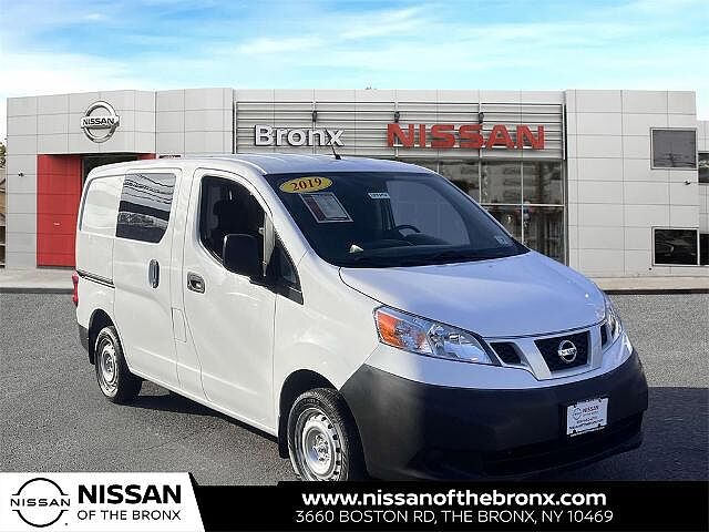 Nissan NV200