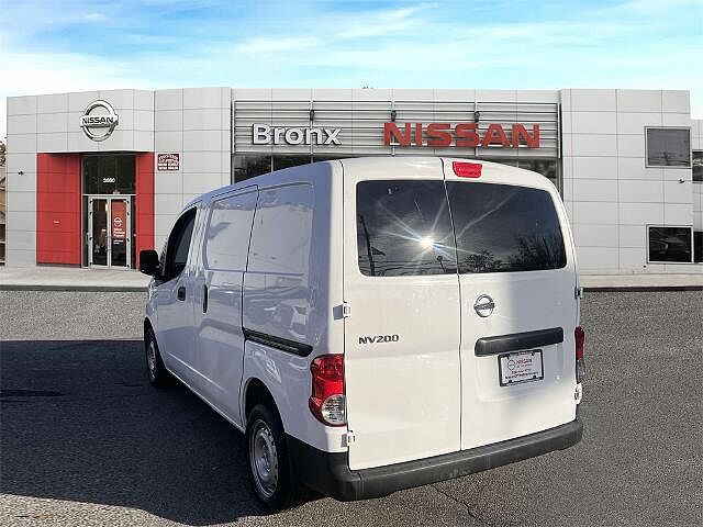 Nissan NV200