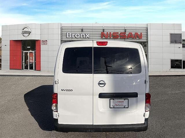 Nissan NV200