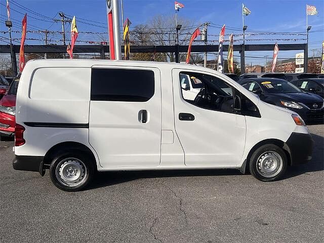 Nissan NV200