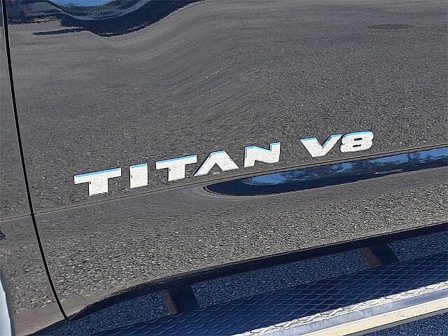 Nissan Titan