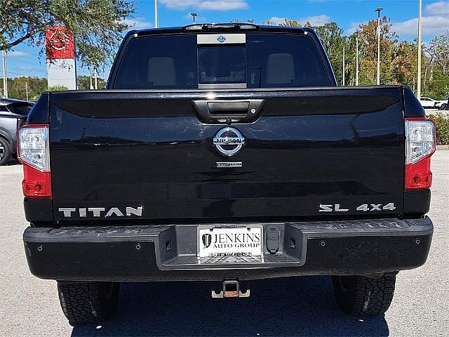 Nissan Titan