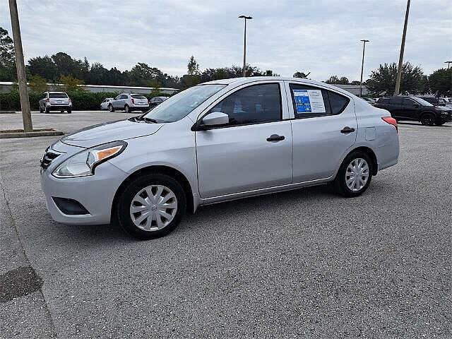 Nissan Versa