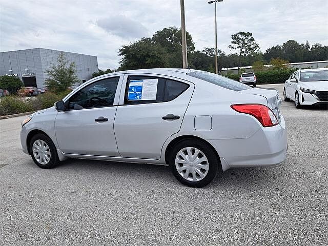 Nissan Versa