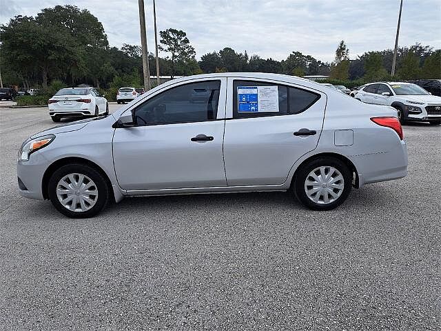 Nissan Versa