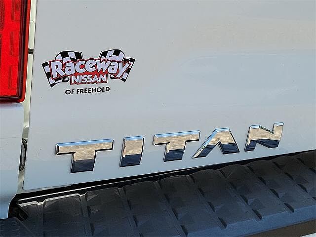 Nissan Titan