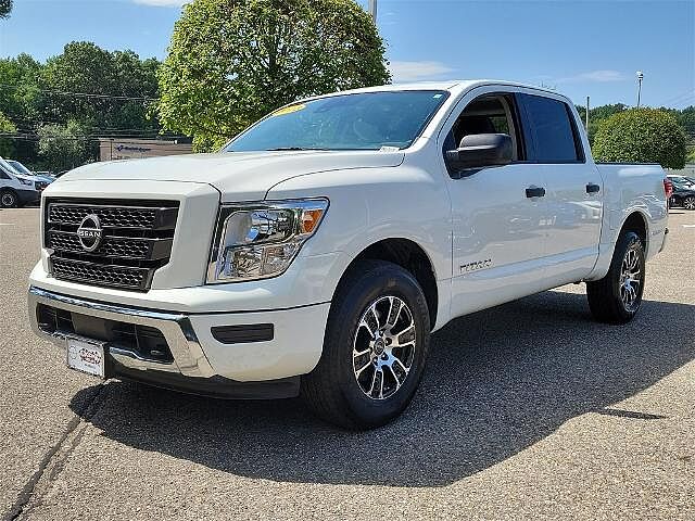 Nissan Titan