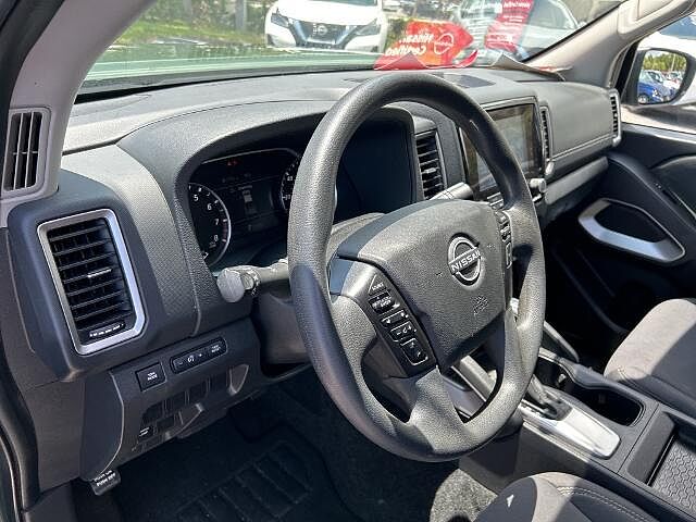 Nissan Frontier