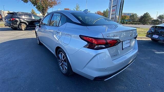 Nissan Versa