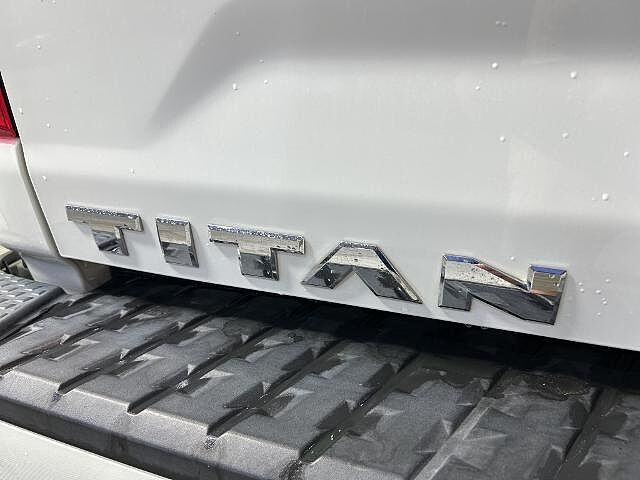 Nissan Titan