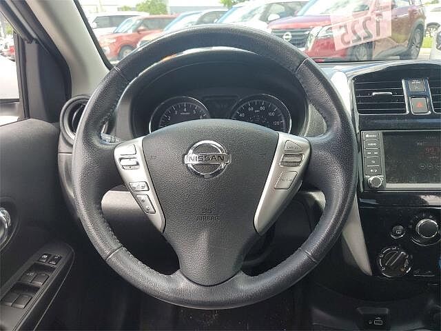 Nissan Versa