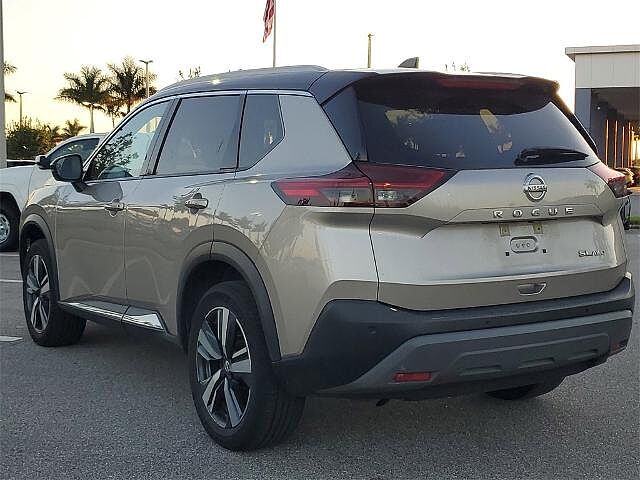 Nissan Rogue