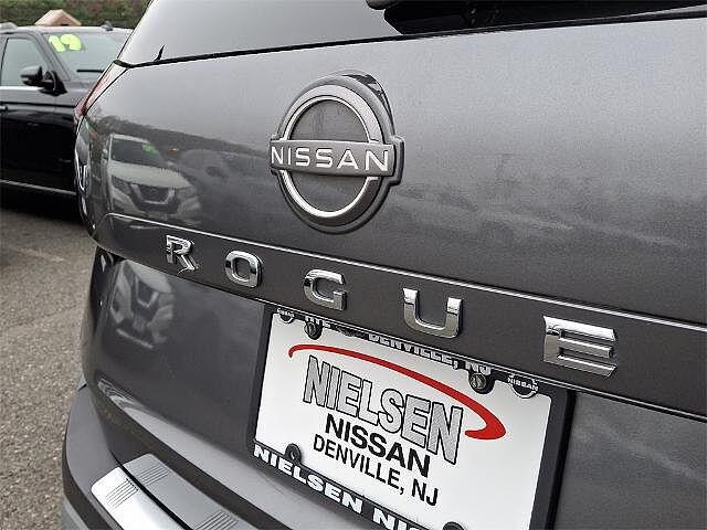 Nissan Rogue